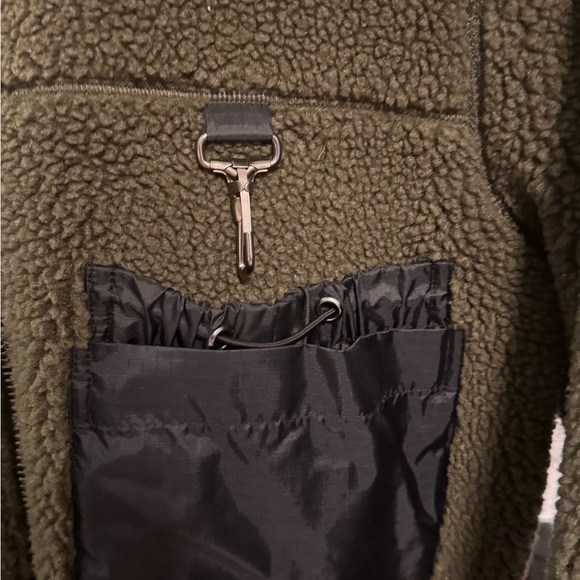 Reese Cooper Green Sherpa Jacket - Picture 4 of 5